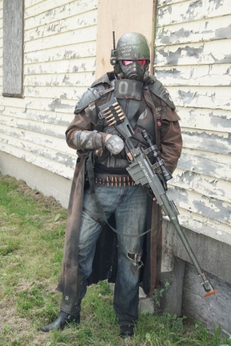 NCR Ranger Veteran Arm armor + leather gloves