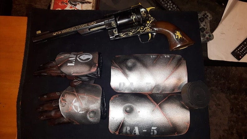 NCR Ranger Veteran Arm armor + leather gloves
